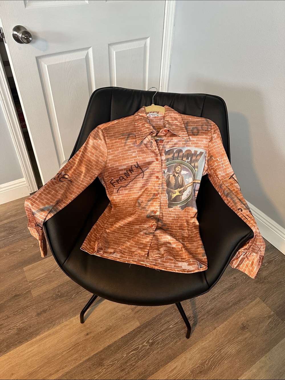 Nik nik vintage Brick-Print Button-Down Shirt made in Italy.
